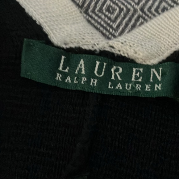 Lauren by Ralph Lauren Cape-Rouna-Shawl - Black/Off-white, Like-New Condition - Picture 4 of 4